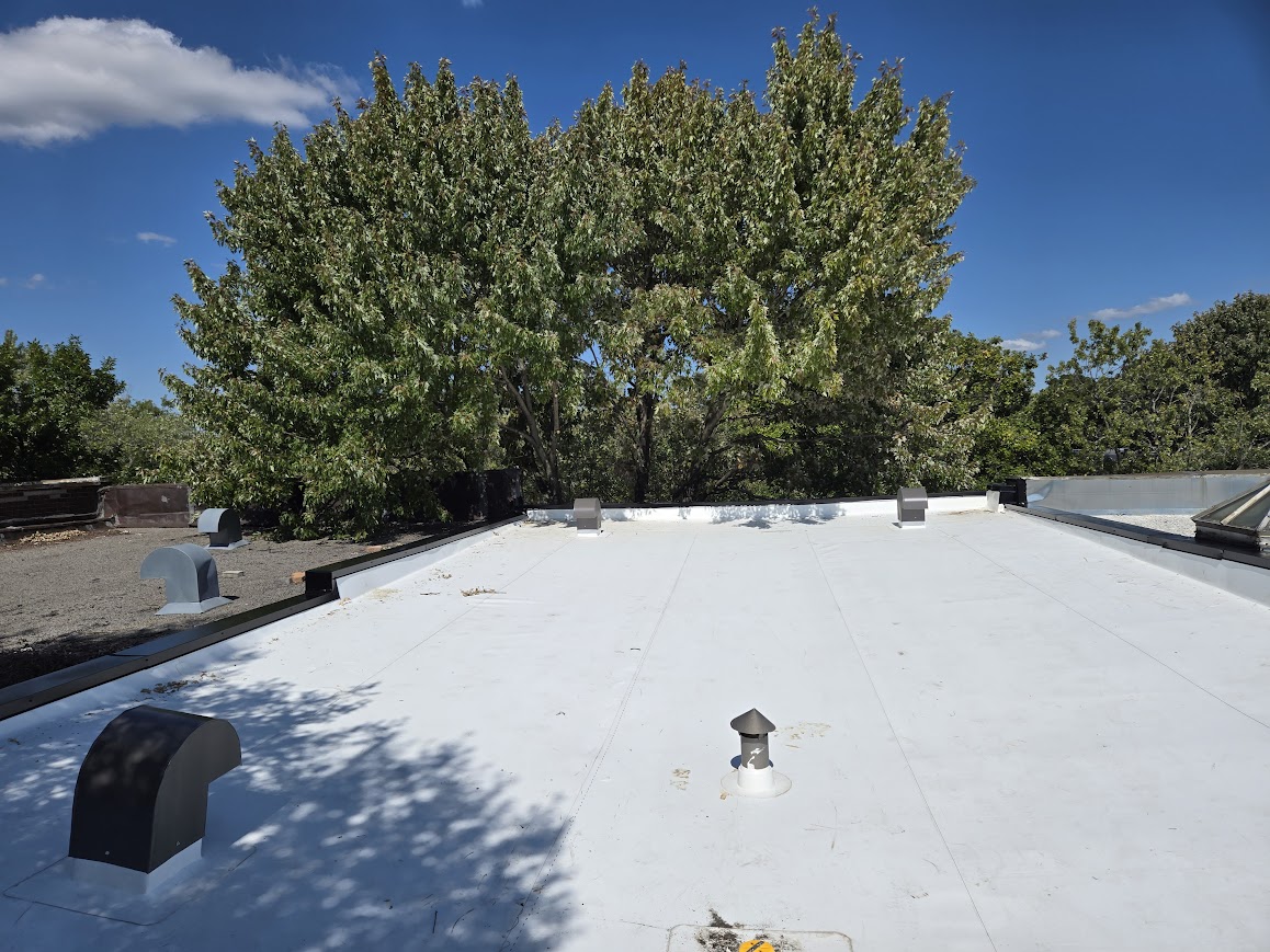 Toiture plate résidentielle Montréal